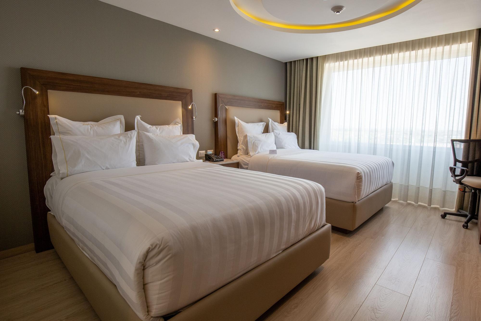 Hs Hotsson Hotel Irapuato Eksteriør billede