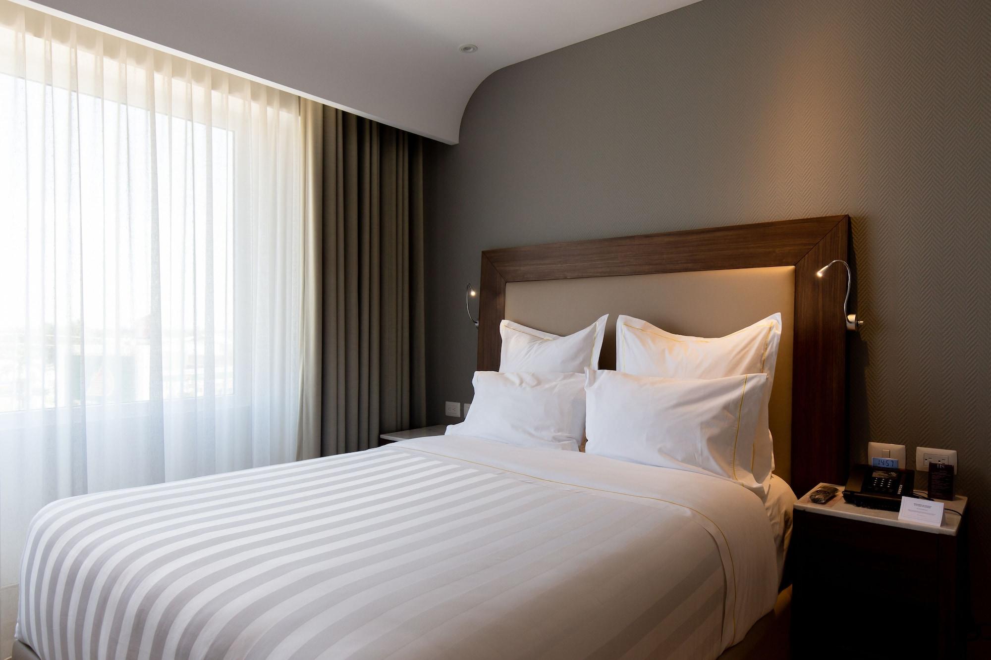 Hs Hotsson Hotel Irapuato Eksteriør billede