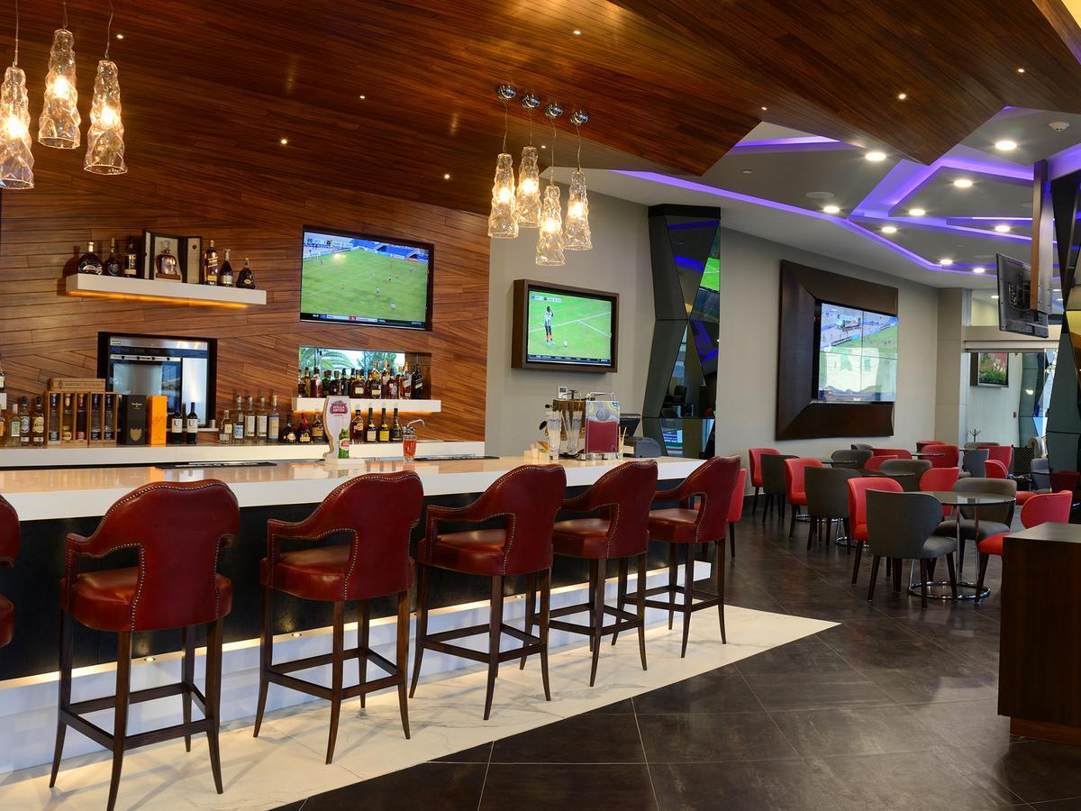 Hs Hotsson Hotel Irapuato Eksteriør billede
